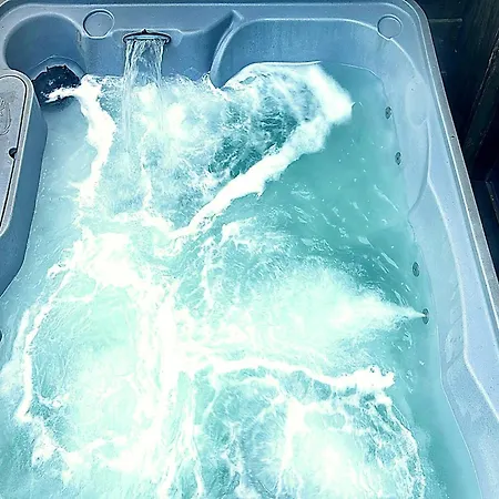 Dog-friendly With Jacuzzi بوالون
